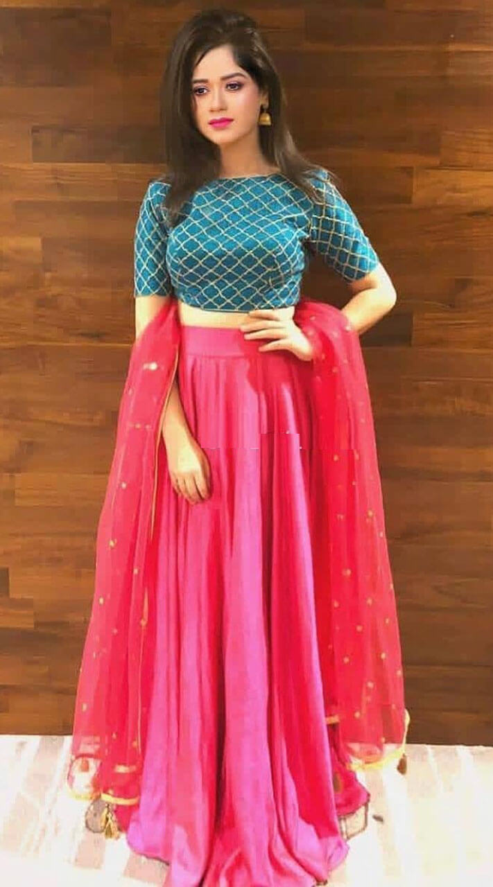 Buy crop top lehengas for parties